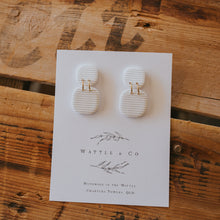Load image into Gallery viewer, White Linear Print Earring