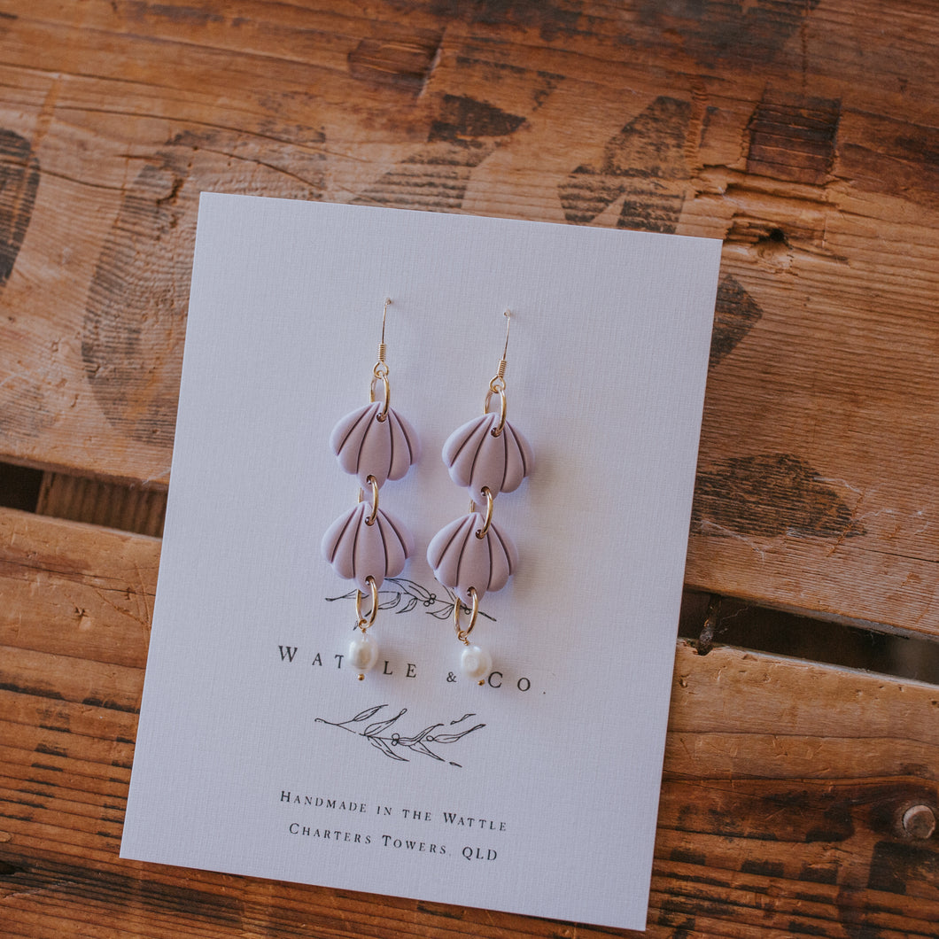 Soft Lilac statement earring