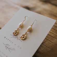 Load image into Gallery viewer, Statement Earring &#39;whispers in white&#39;